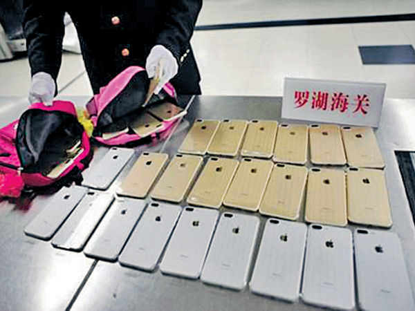 螞蟻搬家運$6000萬貨 跨境學童被利用走私手機