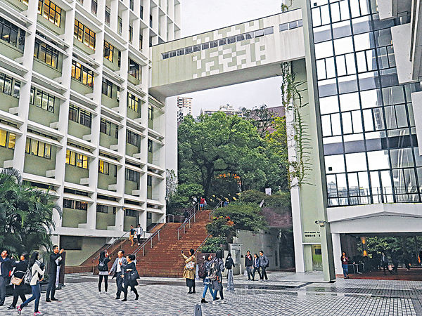 獲薦任校長 張翔明與港大師生校委會見面