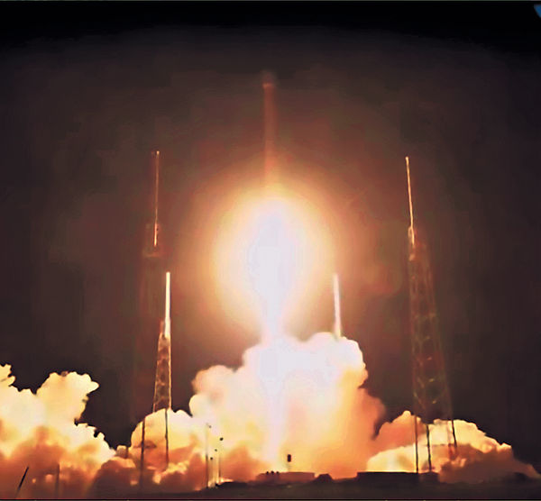 SpaceX射「神秘衞星」 傳墜落大氣層