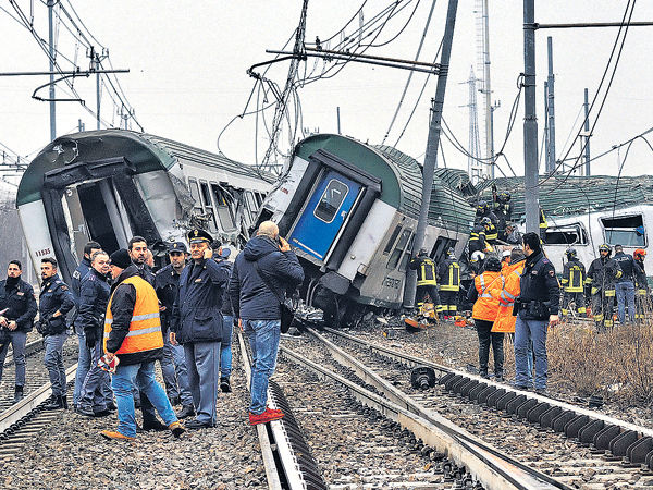 米蘭火車出軌 4死逾百傷