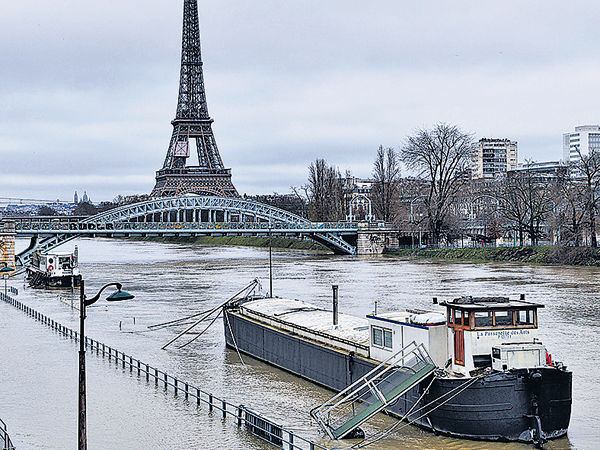 巴黎「世紀水患」威脅羅浮宮