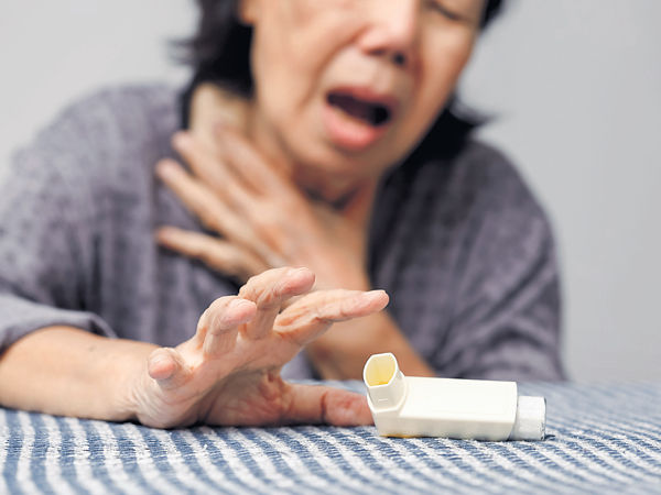 「謬誤二：亂憑感覺用藥 哮喘失控」