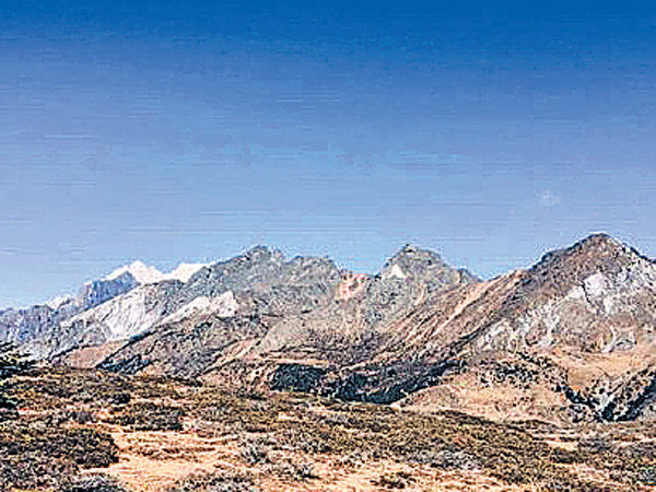 2女遊客搭網約車被騙 登山寨玉龍雪山