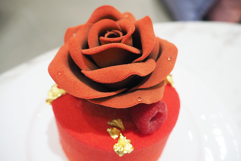 澳門cafe新出玫瑰蛋糕盡顯浪漫心思 U Food 香港餐廳及飲食資訊優惠網站