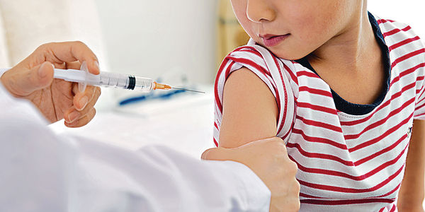 謝安琪私訊質疑流感疫苗成效 醫學界群起反駁