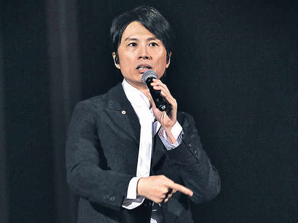 黃子華鐵定七月開棟篤笑