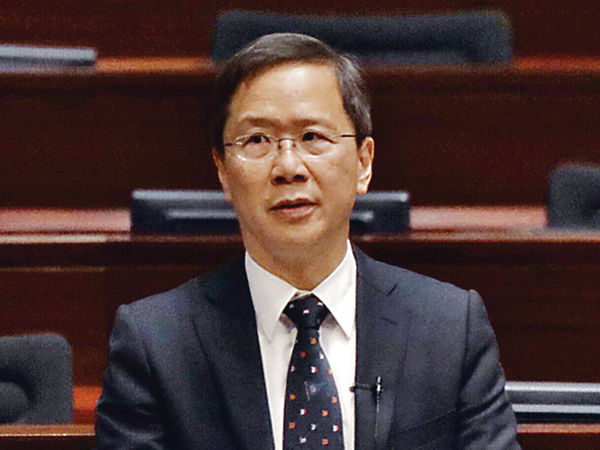 逾8成領展商戶 憂轉售後被加租