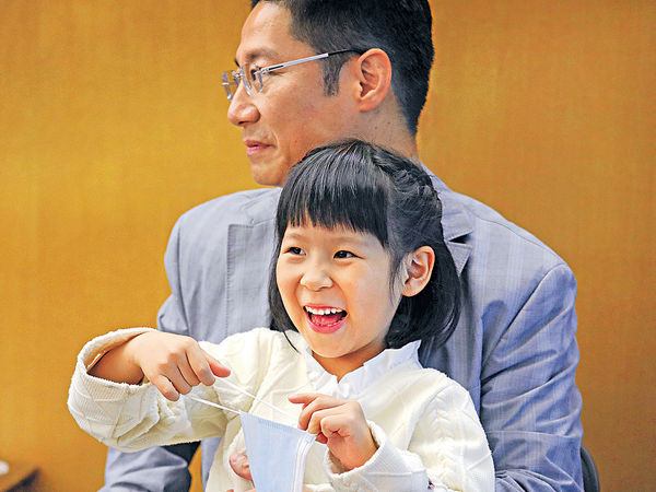 全球首宗 腹部皮下植除顫器 救5歲女