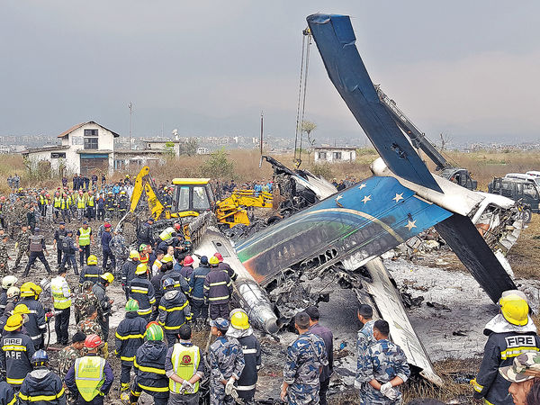 尼泊爾首都墜機 最少50死