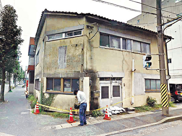 東京住宅地板 藏7具「樽裝嬰屍」