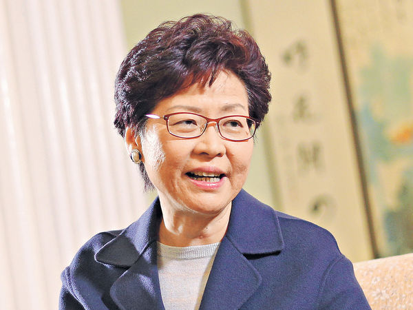 林鄭：習近平言行愈見魅力