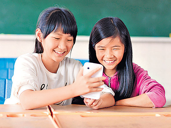 10至14歲兒童 8成有智能手機