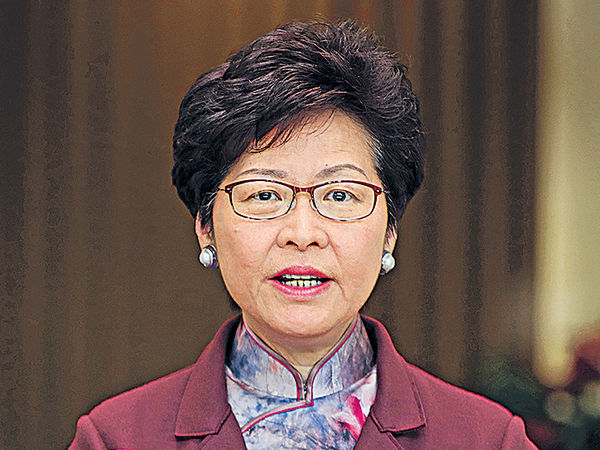 捐款惹爭議 林鄭：不好意思