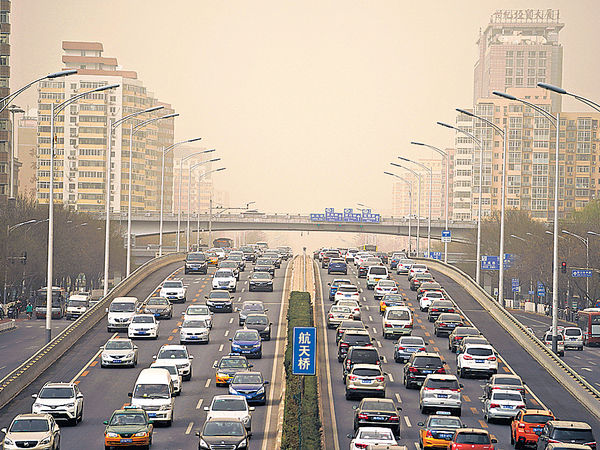 北京發沙塵預警 PM10指數逼近2000