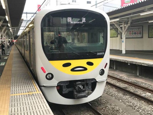 gudetama x 西武铁道 smile train 通车!蛋黄哥占领车身