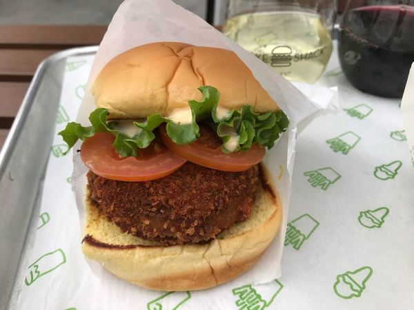 素食汉堡 shroom burger   售价:hk$50