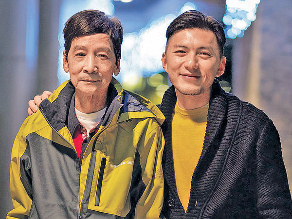 爸爸病逝 袁偉豪凌晨發文哀悼