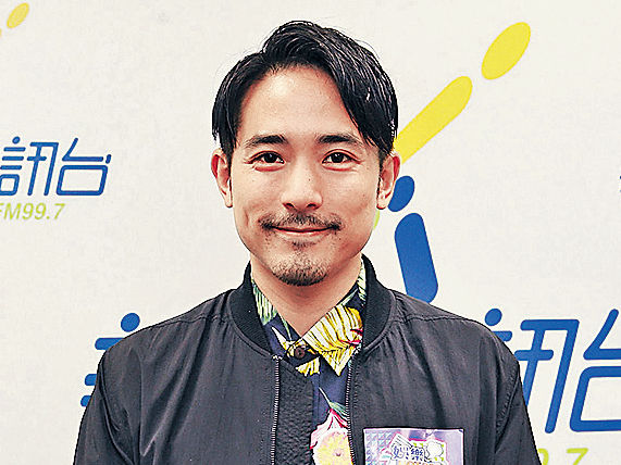 林德信做歌手勁慳家