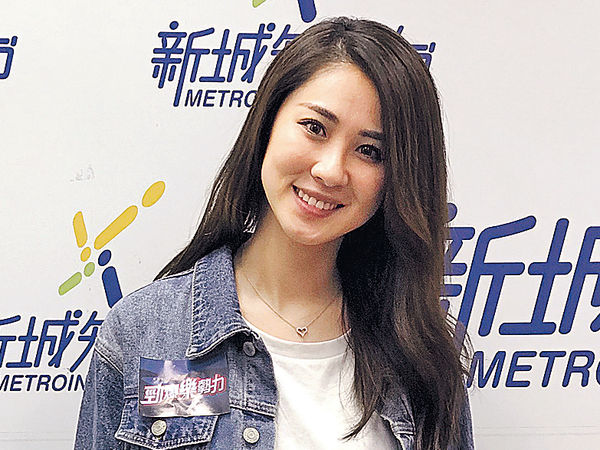 石詠莉日本影封套呻辛苦