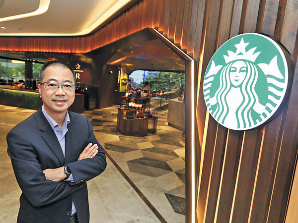 星巴克5000呎旗艦店 引入茶飲酒品拓客源