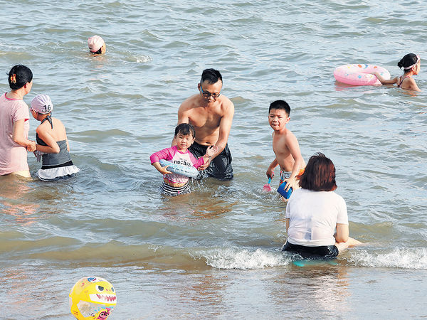 酷熱警告逾百小時 未來4日繼續33℃