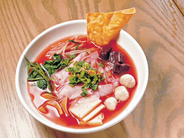觀塘上樓食庶民彩虹粉