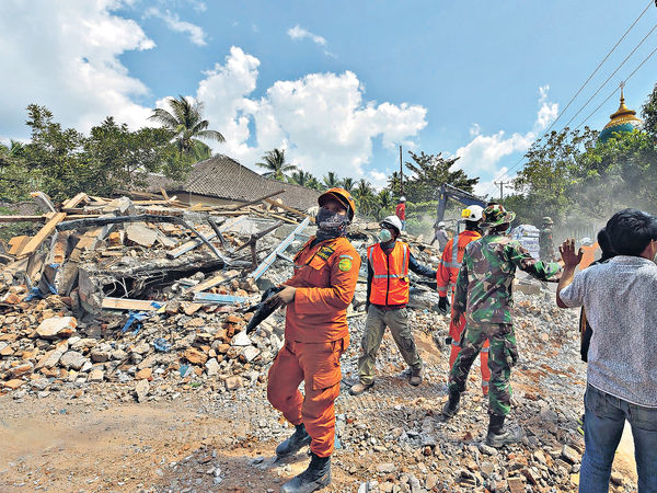 印尼2周3強震 搜救更難
