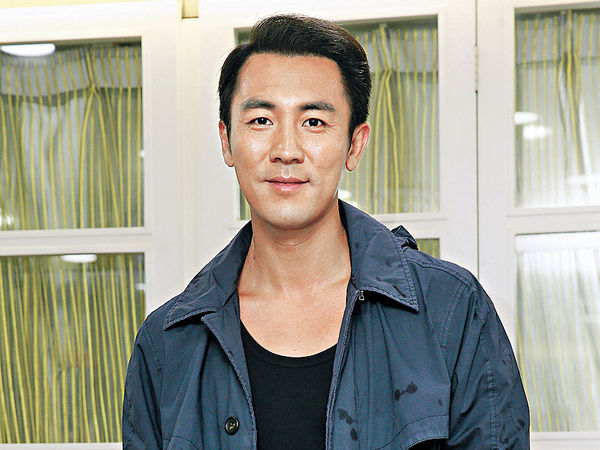 拍劇發脾氣 譚俊彥請老婆外遊補鑊