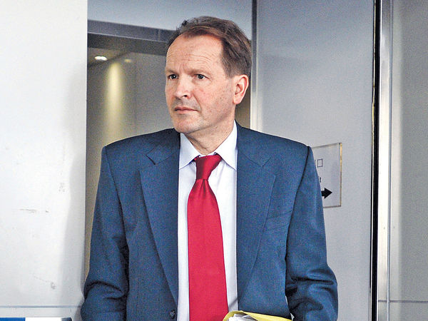 許金山案證人 稱活體實驗多用鼠兔