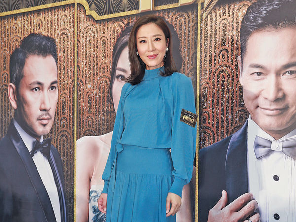 楊怡否認為生B戒酒