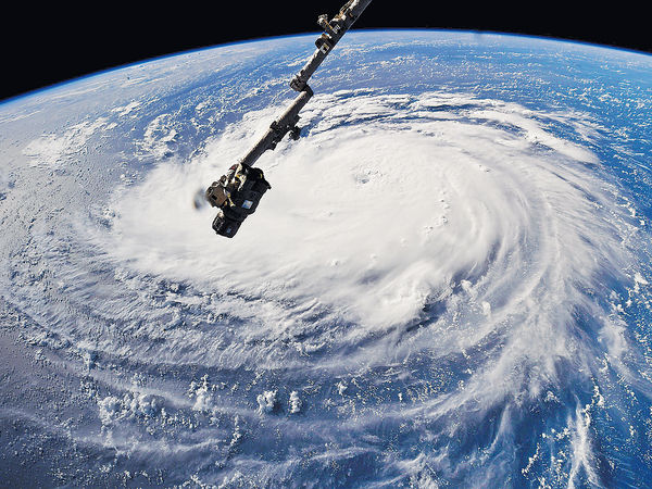4級颶風撲美東 150萬人疏散