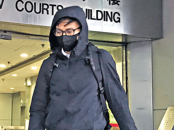 男警涉偷疑犯錢 警長：天眼揭過程
