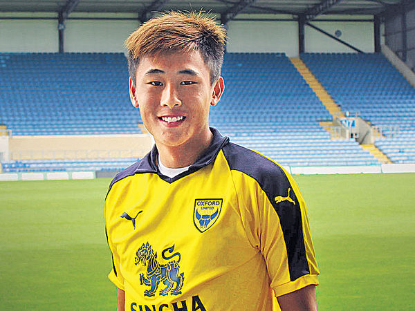 戴偉浚躋身港足初選