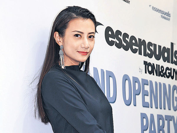 黃伊汶唞多一年發力追B