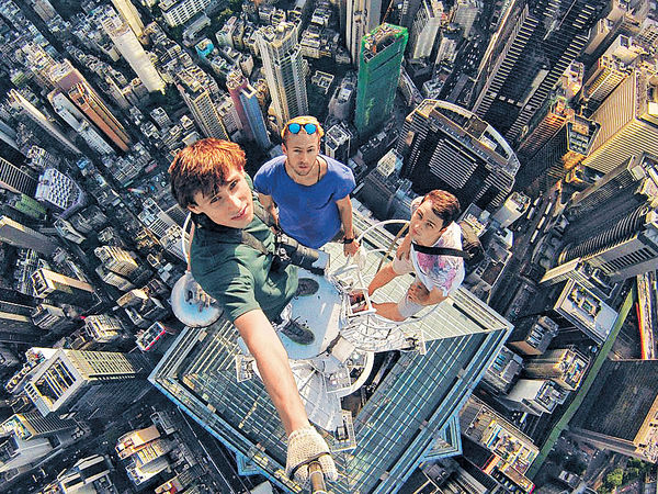 為呃like挑戰極限 自拍玩出命 全球6年259人亡