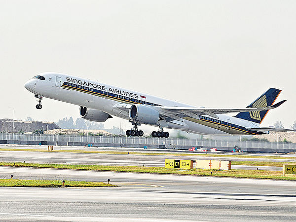全球最長航班復辦 新加坡19小時飛紐約