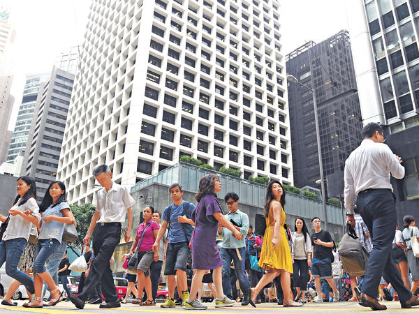 商界議員 倡港府針對性輸入外勞