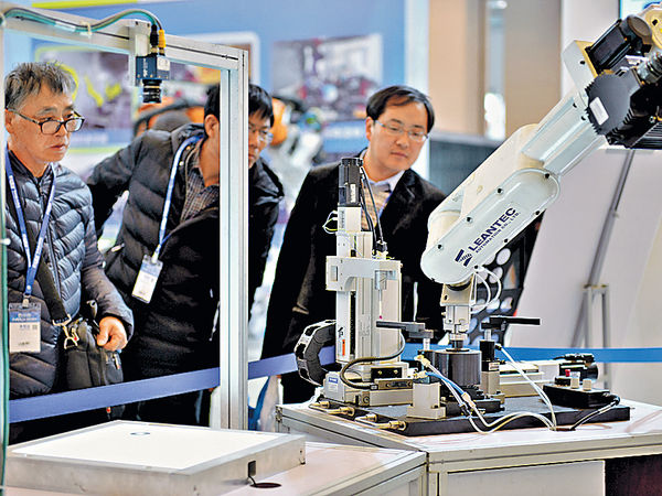 特朗普再批「中國製造2025」 揚言北京已放棄計劃