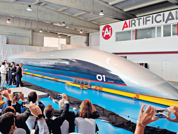 首條隧道挖掘完工 超級高鐵Hyperloop 下月試搭