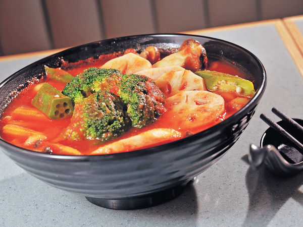華嫂冰室最大新分店 食限定通粉