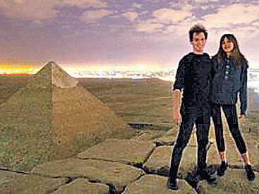 情侶登金字塔拍裸照 埃及怒查