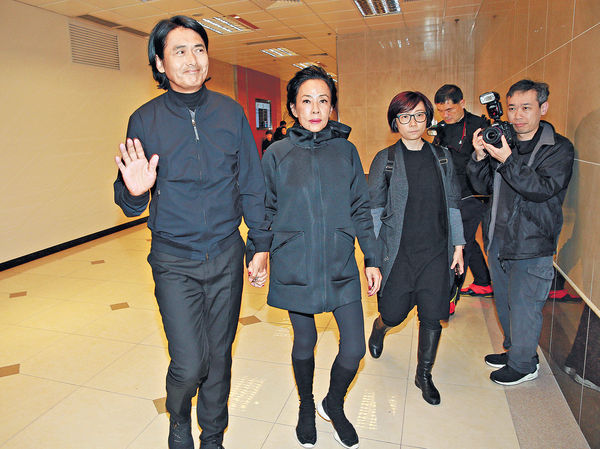 導演林嶺東設靈 發哥趕返港送別戰友