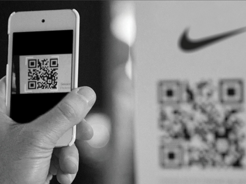 Найк qr. QR Nike. QR код найк. QR код кроссовки найк. Nike Bounce циферблат QR kod.