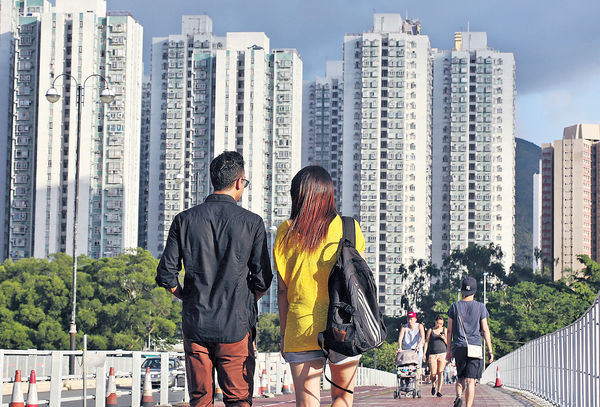 90後難上車 1個月人工買唔到1呎樓