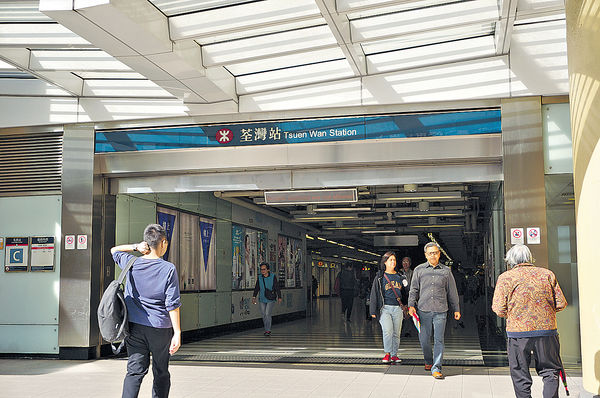 列車測試時「衝燈」 港鐵：預期之內