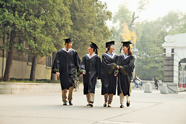 2成DSE生 擬到內地升學