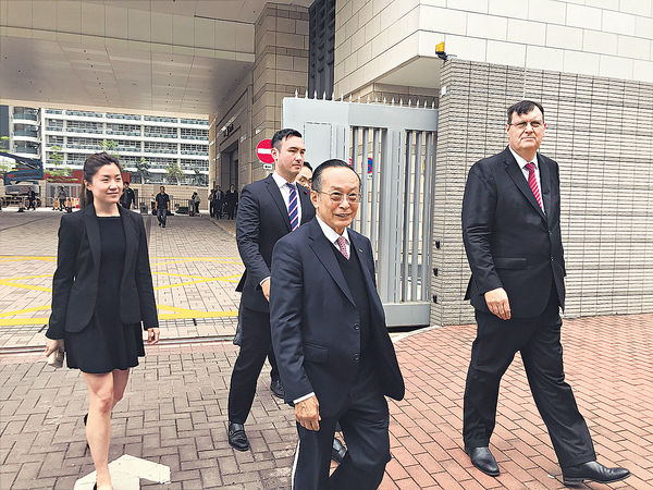 潘樂陶涉僭建 表證成立