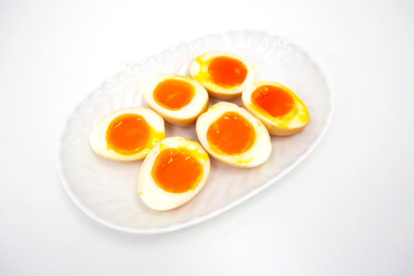 【雞蛋食譜】陣陣酒香味! 超簡易花雕溏心蛋