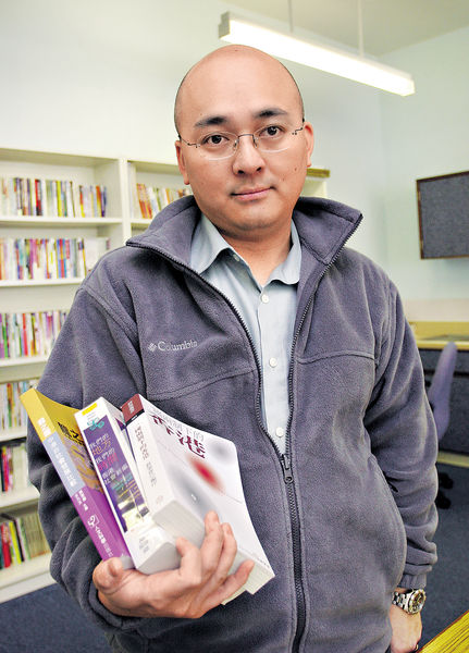 上載仇警頭像惹爭議 賴得鐘辭考評局職務