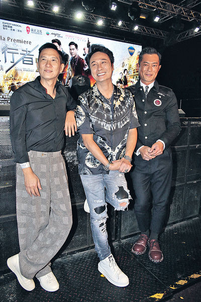 與張家輝鬥曬黑 古天樂︰我唔曬燈就番佢